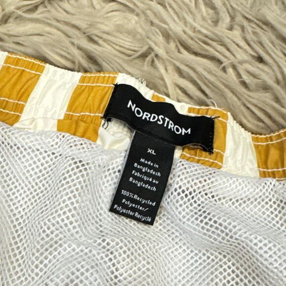 Nordstrom striped swim trunks size XL - Picture 3 of 4